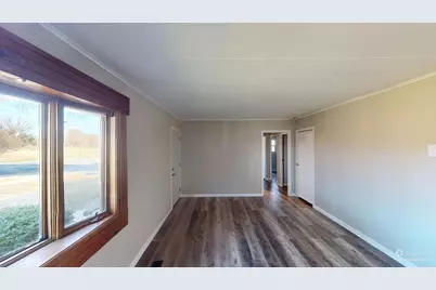 929 Lemonweir Parkway, Tomah, WI 54660 - Photo 3