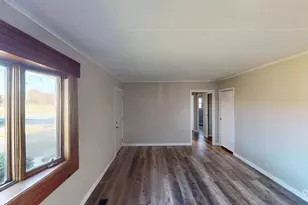 929 Lemonweir Pkwy, Tomah, WI 54660 - Photo 3