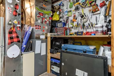 952 Bedford Drive, Janesville, WI 53546 - Photo 57