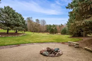 952 Bedford Dr, Janesville, WI 53546 - Photo 15