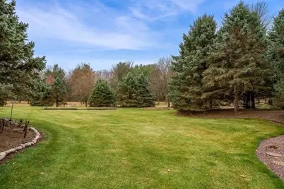 952 Bedford Drive, Janesville, WI 53546 - Photo 11