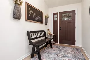 952 Bedford Dr, Janesville, WI 53546 - Photo 21