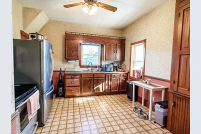 408 S 1st Street, Janesville, WI 53536 - Photo 9