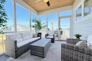 Unit 4 4 Bellflower Dr, DeForest, WI 53532 - Photo 9