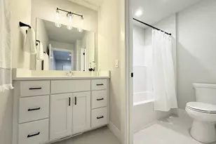 Unit 4 4 Bellflower Dr, DeForest, WI 53532 - Photo 19