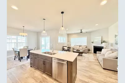 Unit 4.4 Bellflower Drive, DeForest, WI 53532 - Photo 3