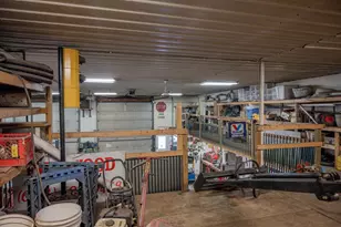 1626 Academy St, Elroy, WI 53929 - Photo 15