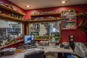 1626 Academy St, Elroy, WI 53929 - Photo 5