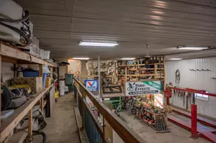 1626 Academy St, Elroy, WI 53929 - Photo 29