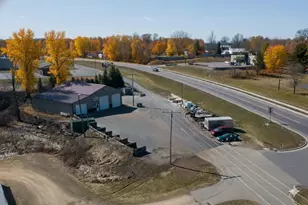 1626 Academy St, Elroy, WI 53929 - Photo 3