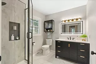 2826 Grandview Blvd, Madison, WI 53713 - Photo 21