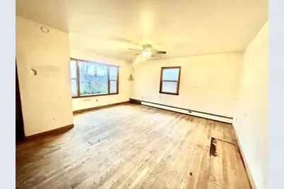 816 Melvin Court, Madison, WI 53704 - Photo 7