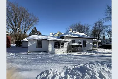 225 Washington Street, Mineral Point, WI 53565 - Photo 3