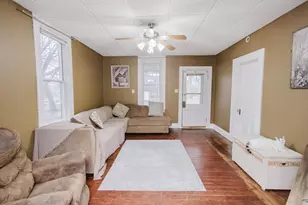 225 Washington St, Mineral Point, WI 53565 - Photo 5