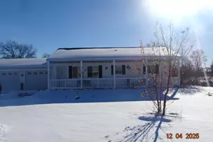 2739 W White Tail Ln, Montello, WI 53949 - Photo 3