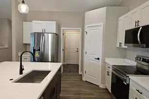 2634 Hamilton St, Portage, WI 53901 - Photo 5