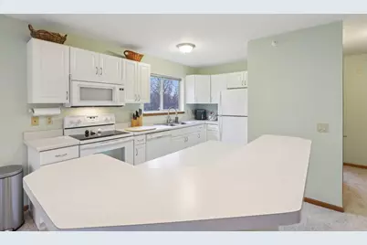 7203 Mid Town Road #301, Madison, WI 53719 - Photo 13