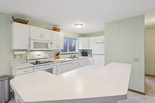 7203 Mid Town Rd, Madison, WI 53719 - Photo 13