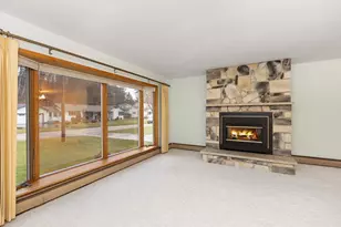 202 Wisconsin St, Wonewoc, WI 53968 - Photo 5