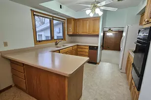 202 Wisconsin St, Wonewoc, WI 53968 - Photo 7