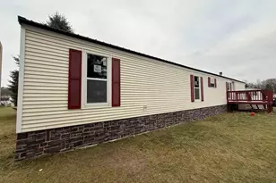 3863 5th Dr, Wisconsin Dells, WI 53965 - Photo 3