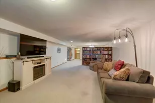 711 Kensington Square, Stoughton, WI 53589 - Photo 27