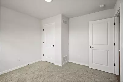 400 Orchid Avenue, Stoughton, WI 53589 - Photo 17