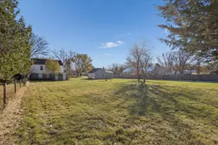 1328 Bittel St, Beloit, WI 53511 - Photo 9