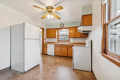 1727 24th Street, Kenosha, WI 53140 - Photo 9