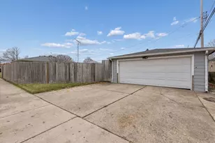 1727 24th St, Kenosha, WI 53140 - Photo 31