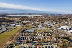 897 E Lake St, Lake Mills, WI 53551 - Photo 33