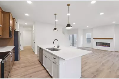 6674 Redpoll Road, Middleton, WI 53562 - Photo 5