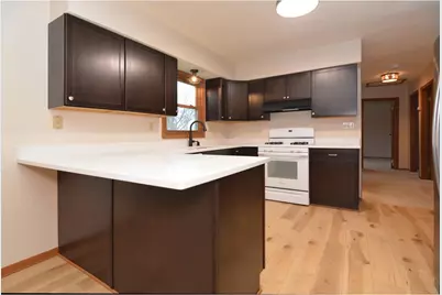 803 Centennial Parkway, Waunakee, WI 53597 - Photo 9