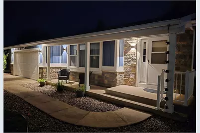 803 Centennial Parkway, Waunakee, WI 53597 - Photo 3