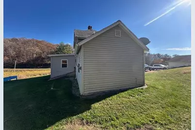1906 Squirrel Hill Road, Hollandale, WI 53544 - Photo 19