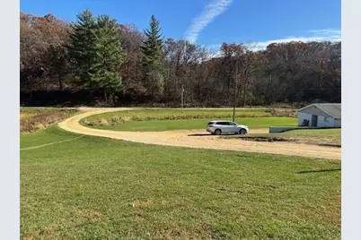 1906 Squirrel Hill Road, Hollandale, WI 53544 - Photo 9