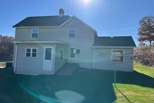 1906 Squirrel Hill Rd, Hollandale, WI 53544 - Photo 17