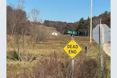 1906 Squirrel Hill Road, Hollandale, WI 53544 - Photo 7