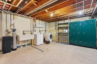 928 Columbia Drive, Janesville, WI 53546 - Photo 35