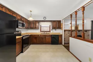 928 Columbia Dr, Janesville, WI 53546 - Photo 11