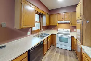 1706 Kilbourn Ave, Tomah, WI 54660 - Photo 3