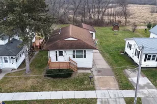 1706 Kilbourn Ave, Tomah, WI 54660 - Photo 25