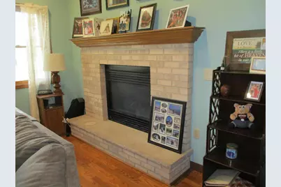 E11062 Center Road, North Freedom, WI 53951 - Photo 5