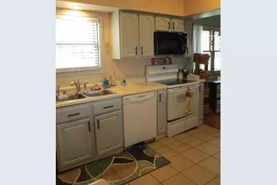 E11062 Center Road, North Freedom, WI 53951 - Photo 13