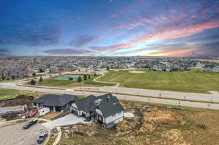 912 Westbridge Ct, Waunakee, WI 53597 - Photo 7