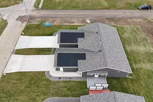 703 / 705 Stelting St, Sparta, WI 54656 - Photo 3