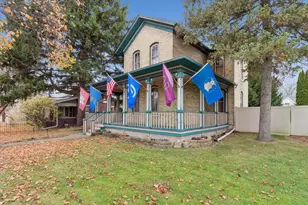 419 Milton Ave, Janesville, WI 53545 - Photo 39