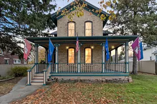 419 Milton Ave, Janesville, WI 53545 - Photo 1