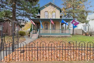 419 Milton Ave, Janesville, WI 53545 - Photo 7