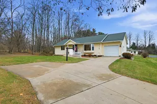 305 Mack Dr, Reedsburg, WI 53959 - Photo 29